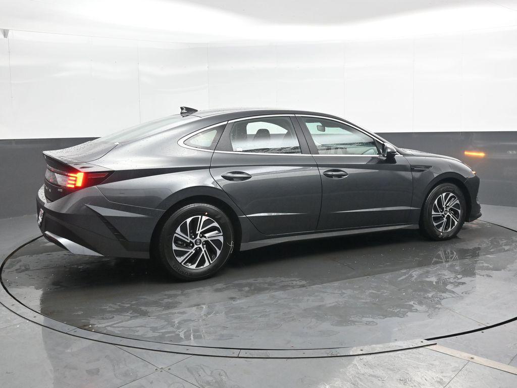 New 2026 Hyundai Sonata Hybrid Blue Sedan