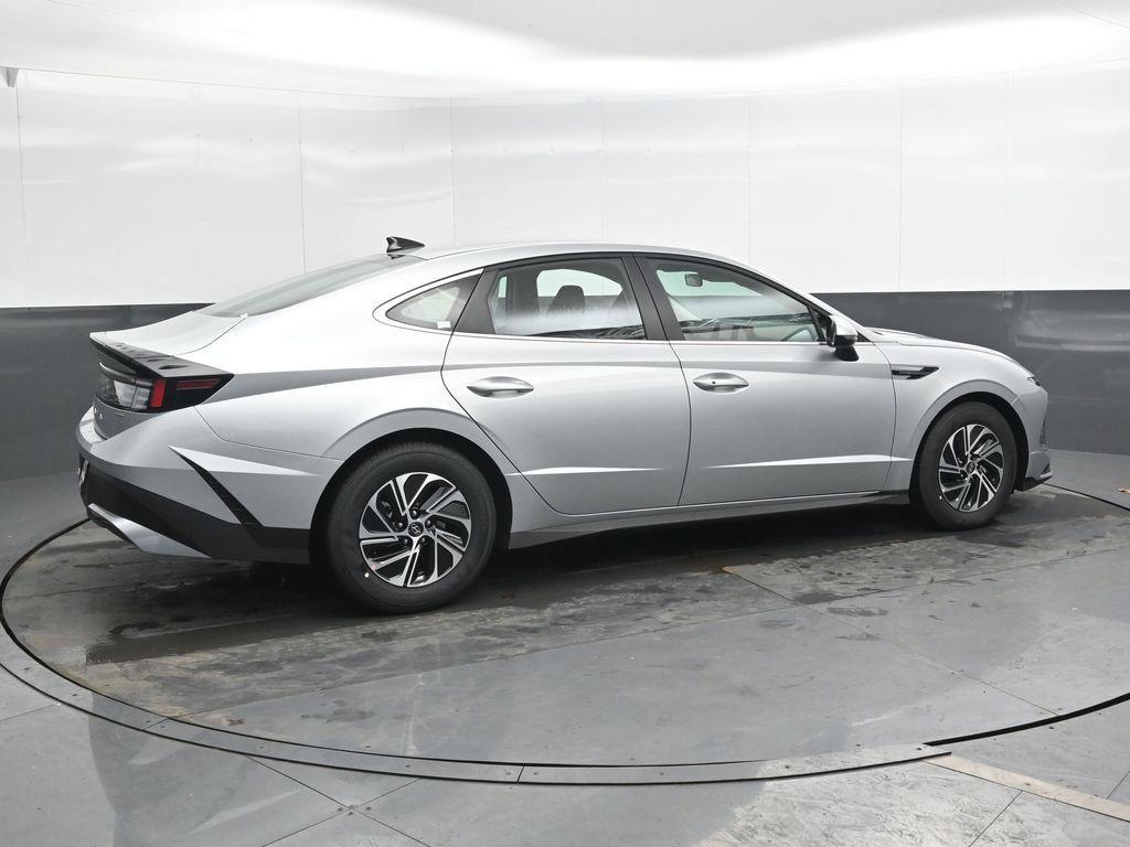 New 2026 Hyundai Sonata Hybrid Blue Sedan