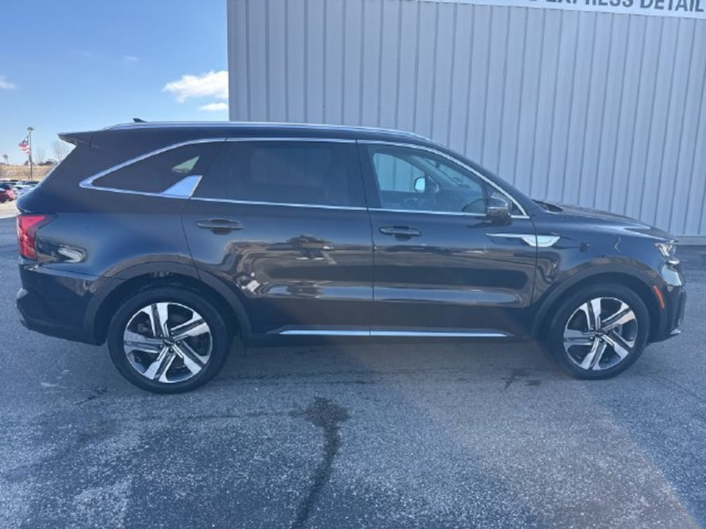 Used 2023 Kia Sorento Hybrid EX