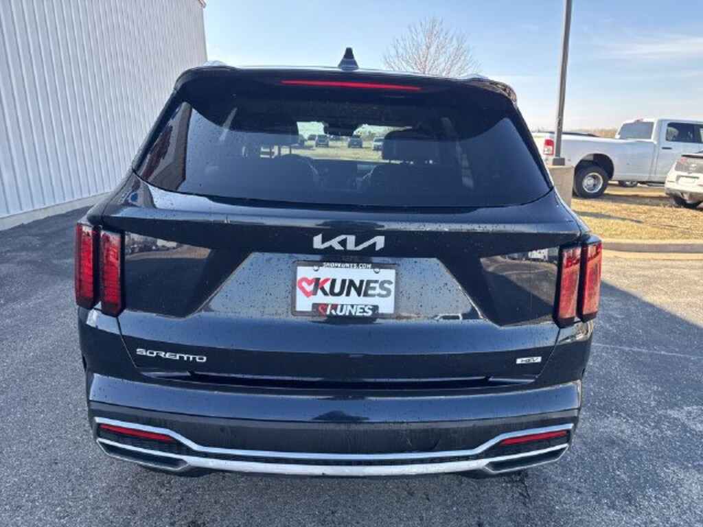 Used 2023 Kia Sorento Hybrid EX