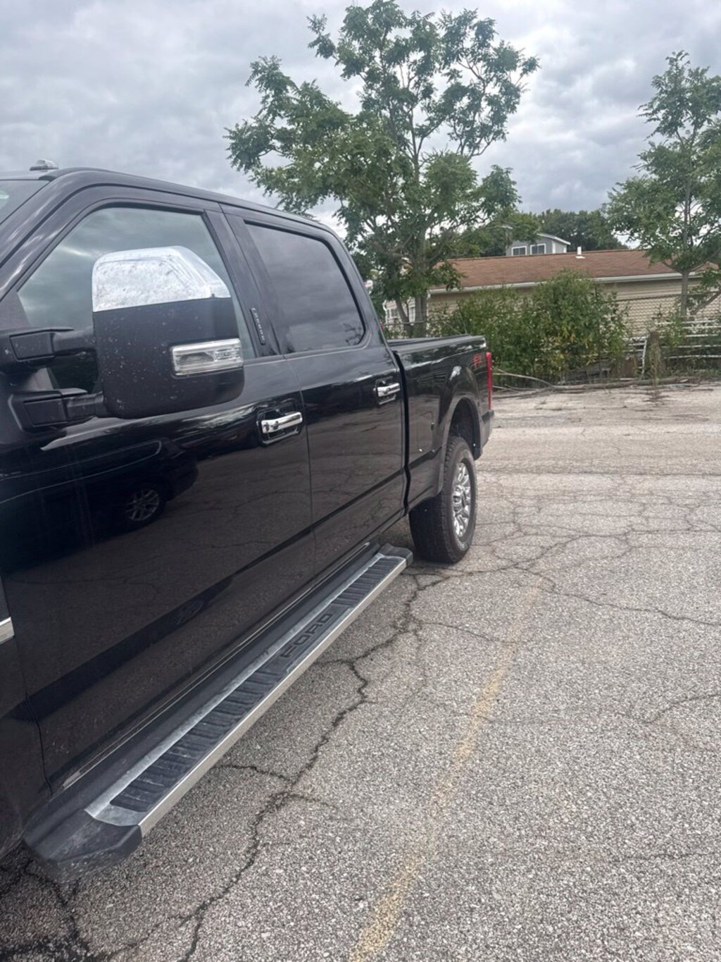 Used 2022 Ford F-250 XLT Truck Crew Cab