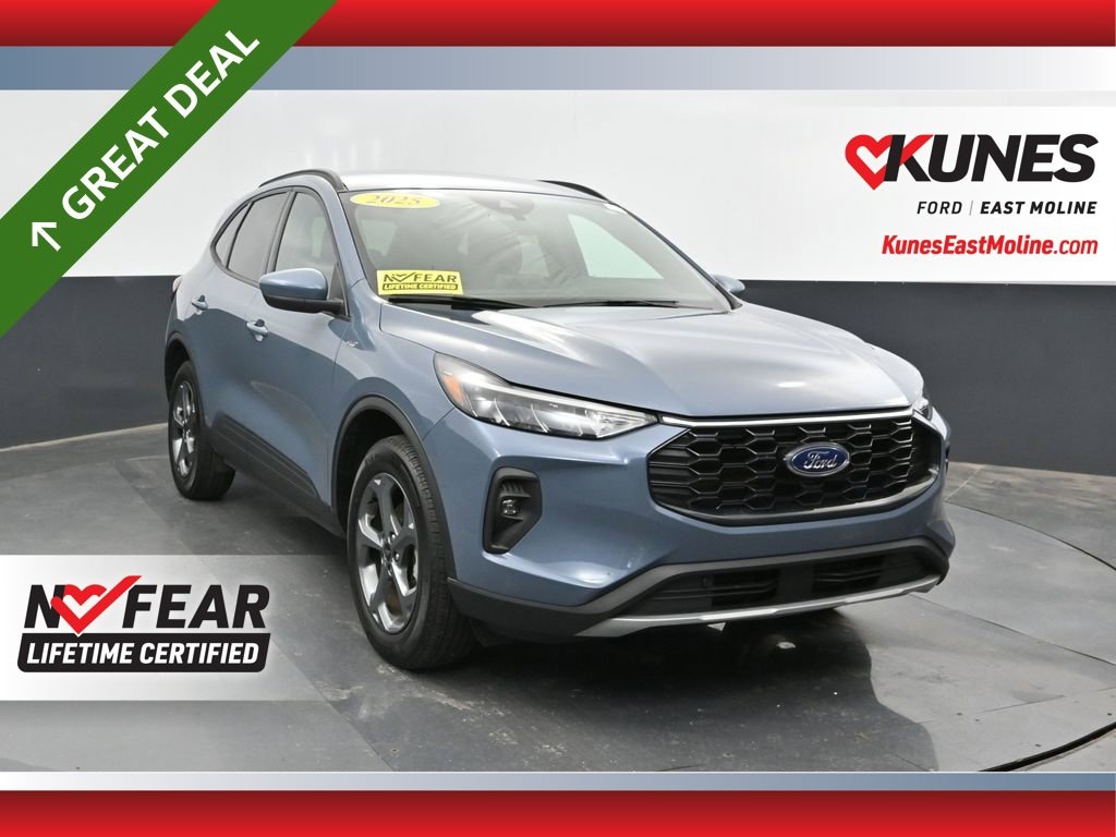 Used 2025 Ford Escape ST-Line Select SUV