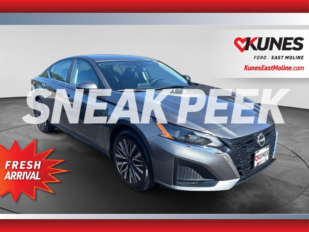 Used 2023 Nissan Altima 2.5 SV Sedan