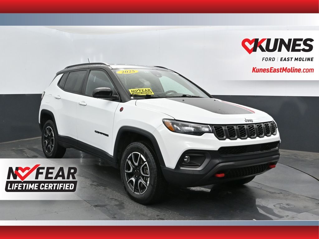 2025 Jeep Compass Trailhawk