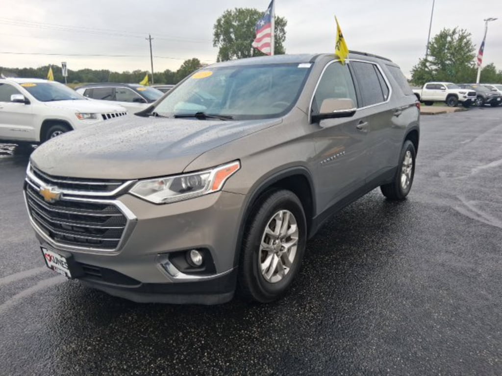 Used 2019 Chevrolet Traverse LT Cloth w/1LT SUV