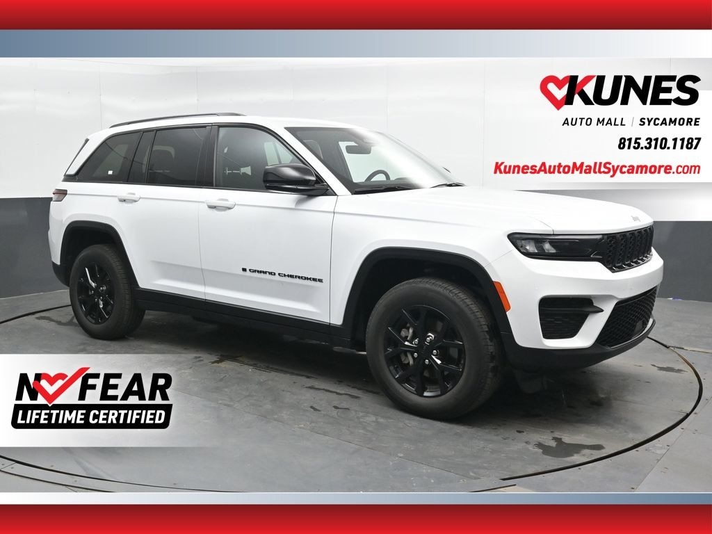 Used 2025 Jeep Grand Cherokee Altitude SUV