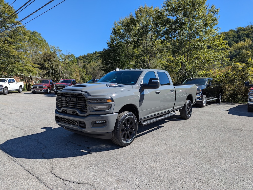 New 2027 Ram 2500 BLACK EXPRESS CREW CAB 4X4 8' BOX Pickup