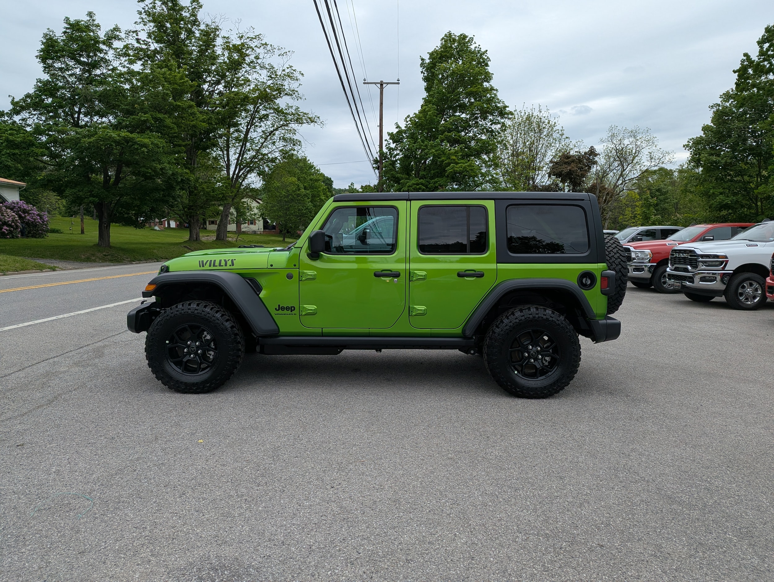 2026 Jeep Wrangler 4-Door Willys - Photo 8