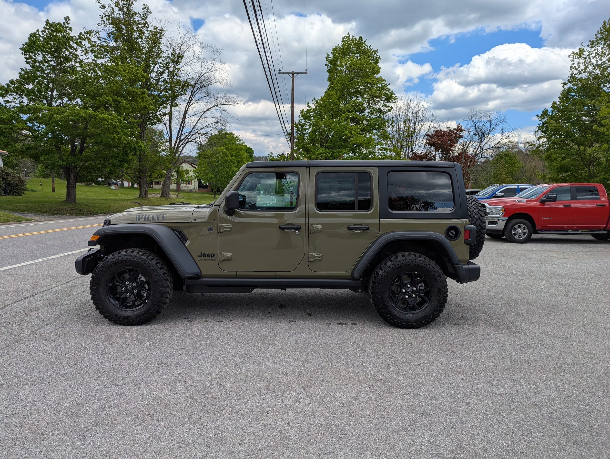 2026 Jeep Wrangler 4-Door Willys - Photo 8