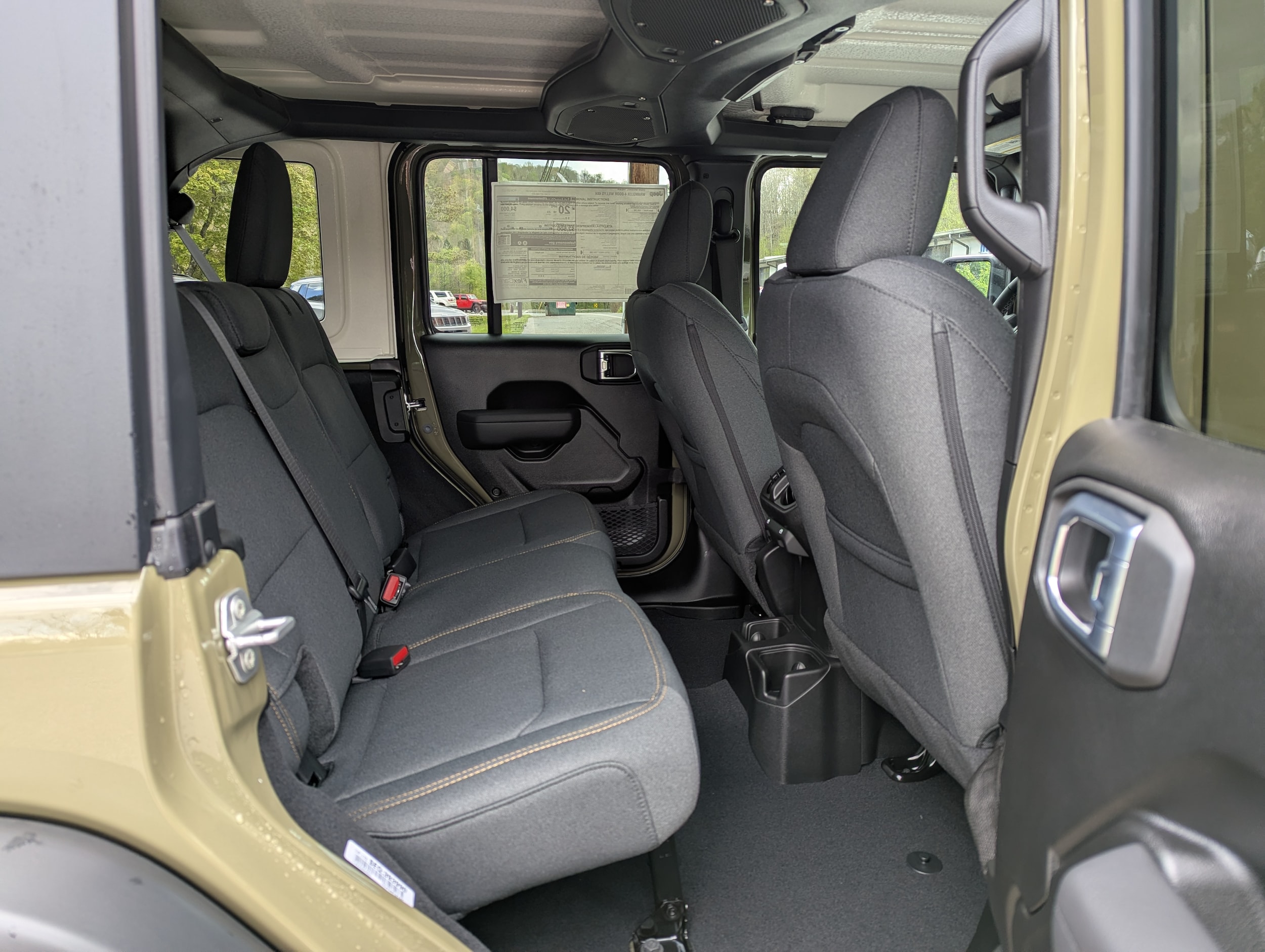 2026 Jeep Wrangler 4-Door Willys - Photo 12