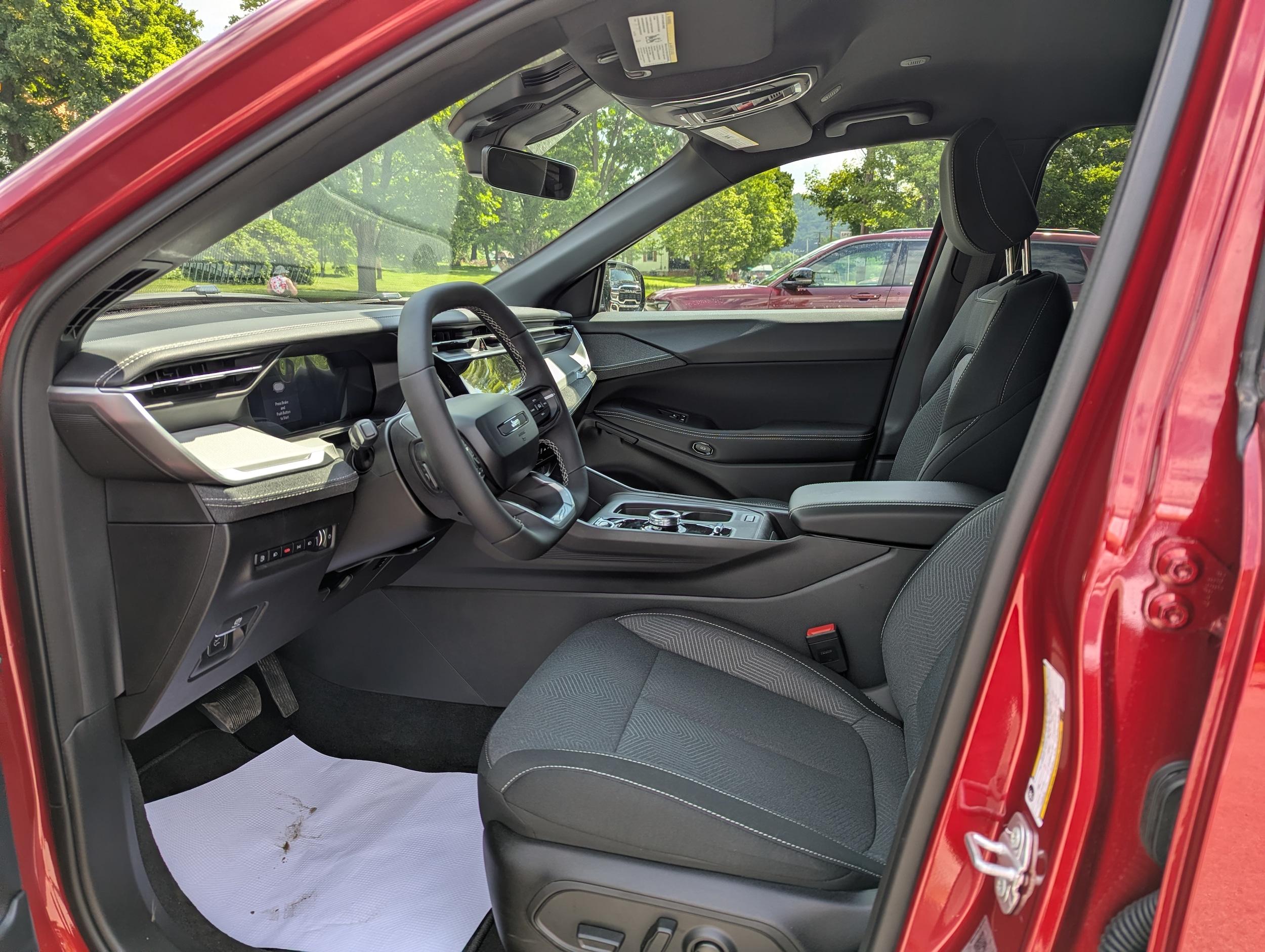 2026 Jeep Cherokee Laredo - Photo 8