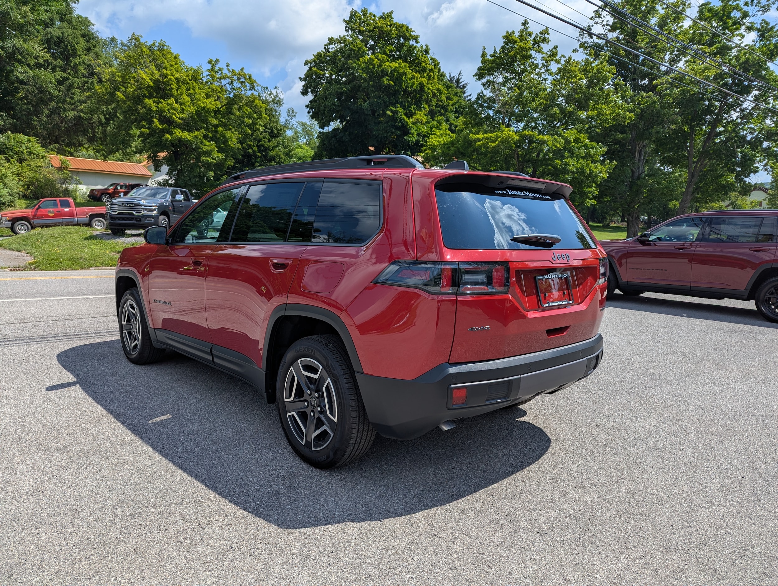 2026 Jeep Cherokee Laredo - Photo 7