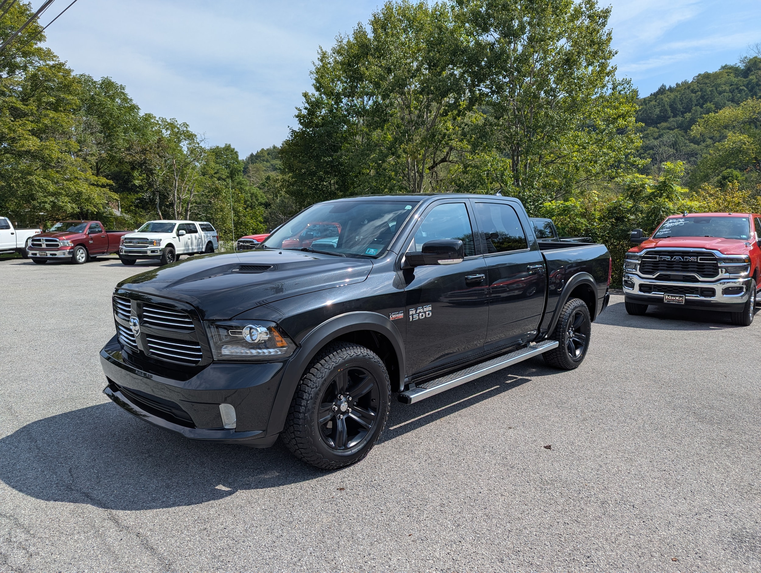 2016 RAM 1500 Pickup Sport