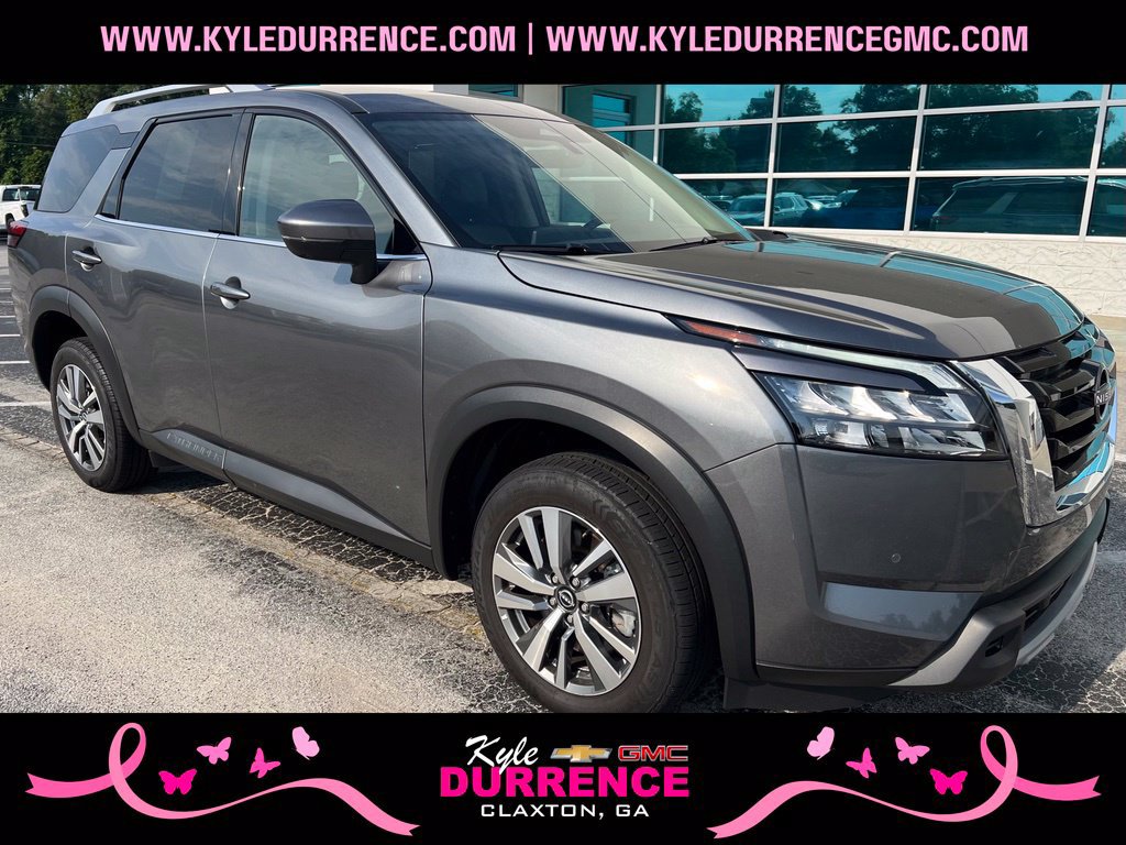 2025 Nissan Pathfinder SL