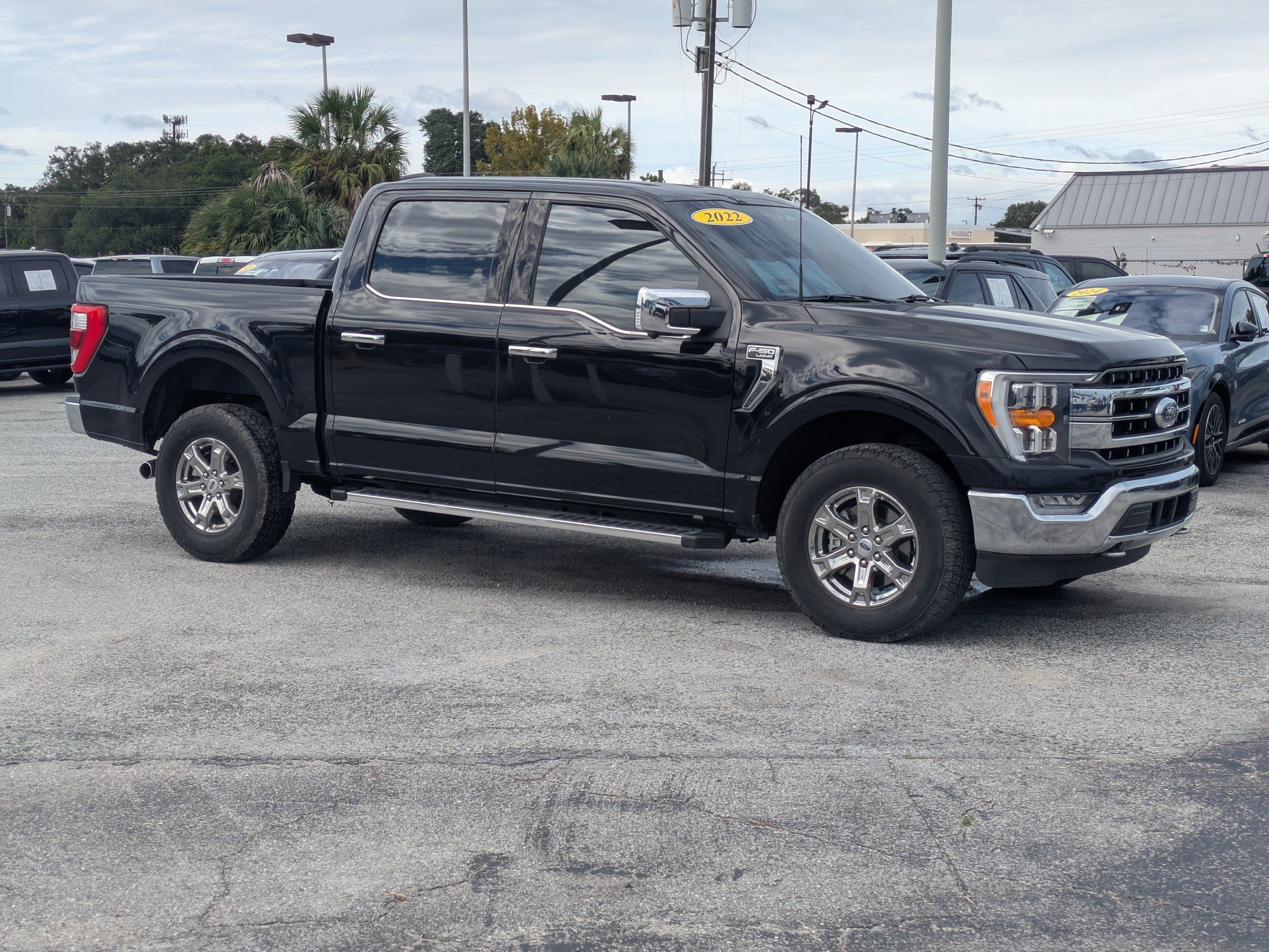 Used 2022 Ford F-150 LARIAT LARIAT 4WD SuperCrew 5.5 Box