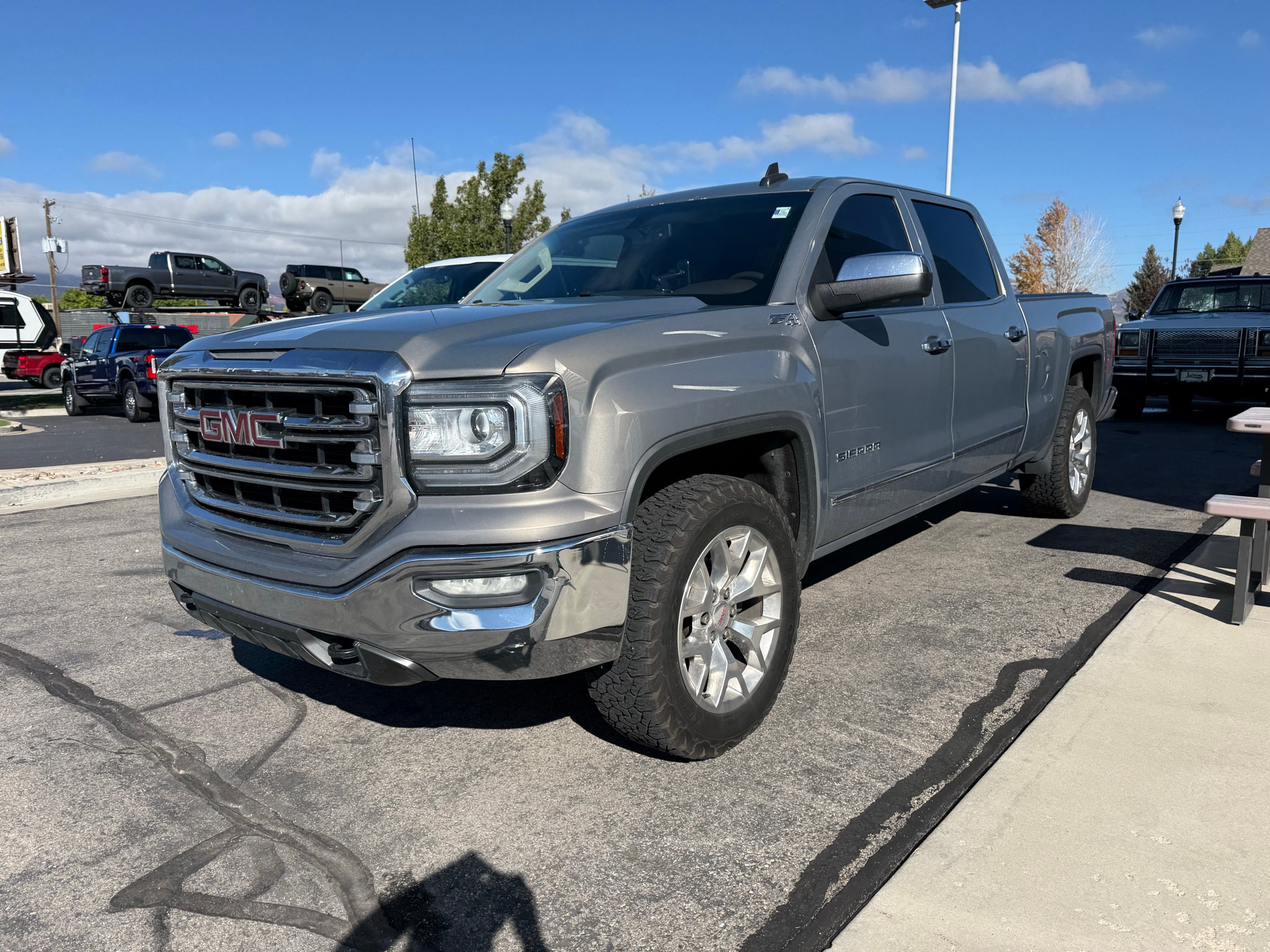 2017 GMC Sierra 1500 SLT Truck Crew Cab for Sale in Heber City, UT