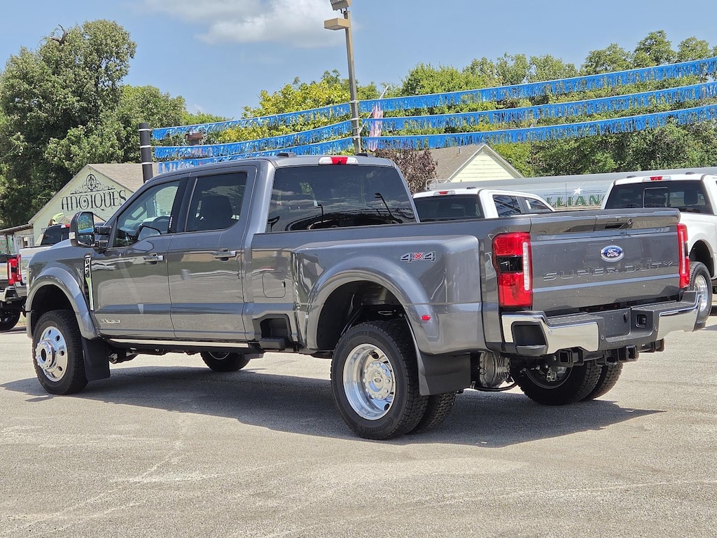New 2026 Ford Super Duty F-450 DRW Truck Crew Cab