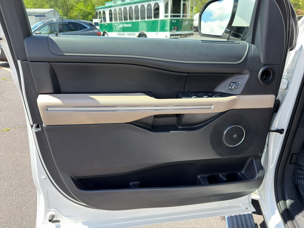 2023 Ford Expedition Limited - Photo 9