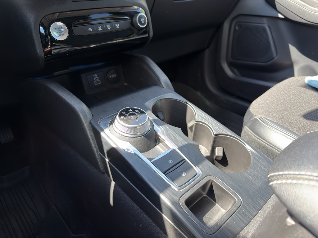 2025 Ford Escape Plug-in hybrid PHEV - Photo 15