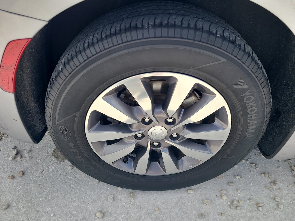 Used 2019 Chrysler Pacifica Touring L Plus Touring L Plus FWD