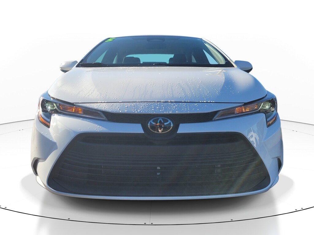Used 2025 Toyota Corolla LE Sedan