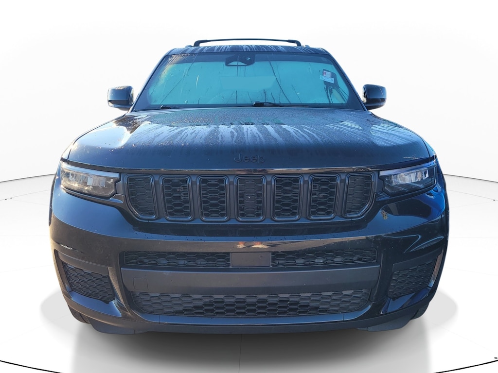 Used 2024 Jeep Grand Cherokee L Laredo SUV