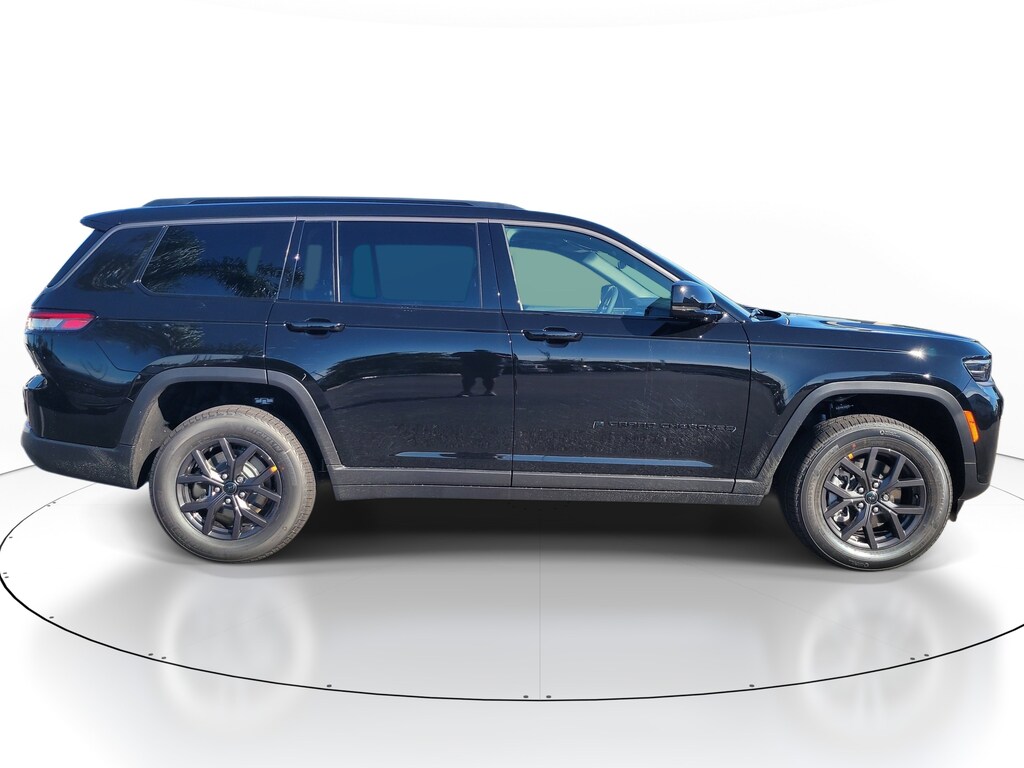 New 2027 Jeep Grand Cherokee L LAREDO ALTITUDE 4X4 Sport Utility