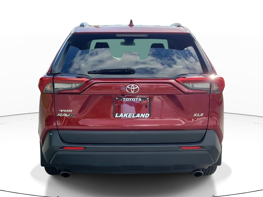 Used 2025 Toyota RAV4 XLE SUV