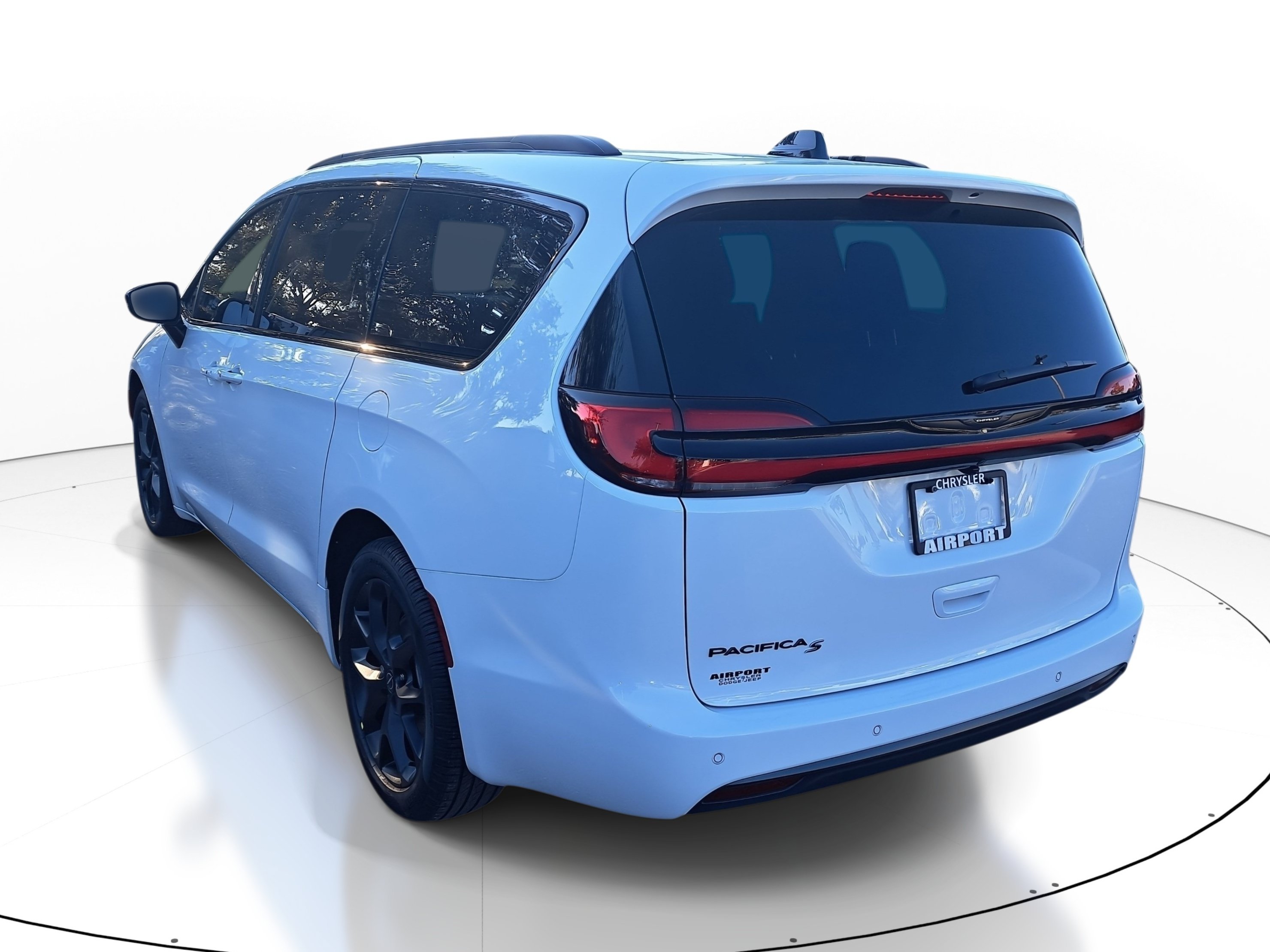 New 2026 Chrysler Pacifica SELECT Passenger Van