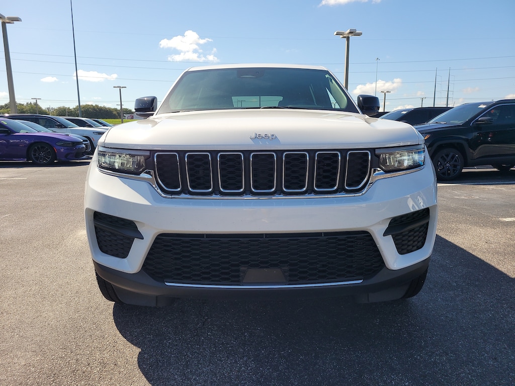 Used 2025 Jeep Grand Cherokee Laredo SUV