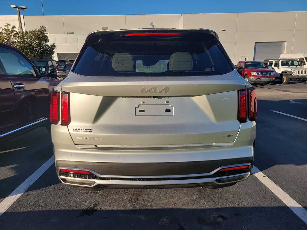 Used 2023 Kia Sorento Hybrid EX SUV