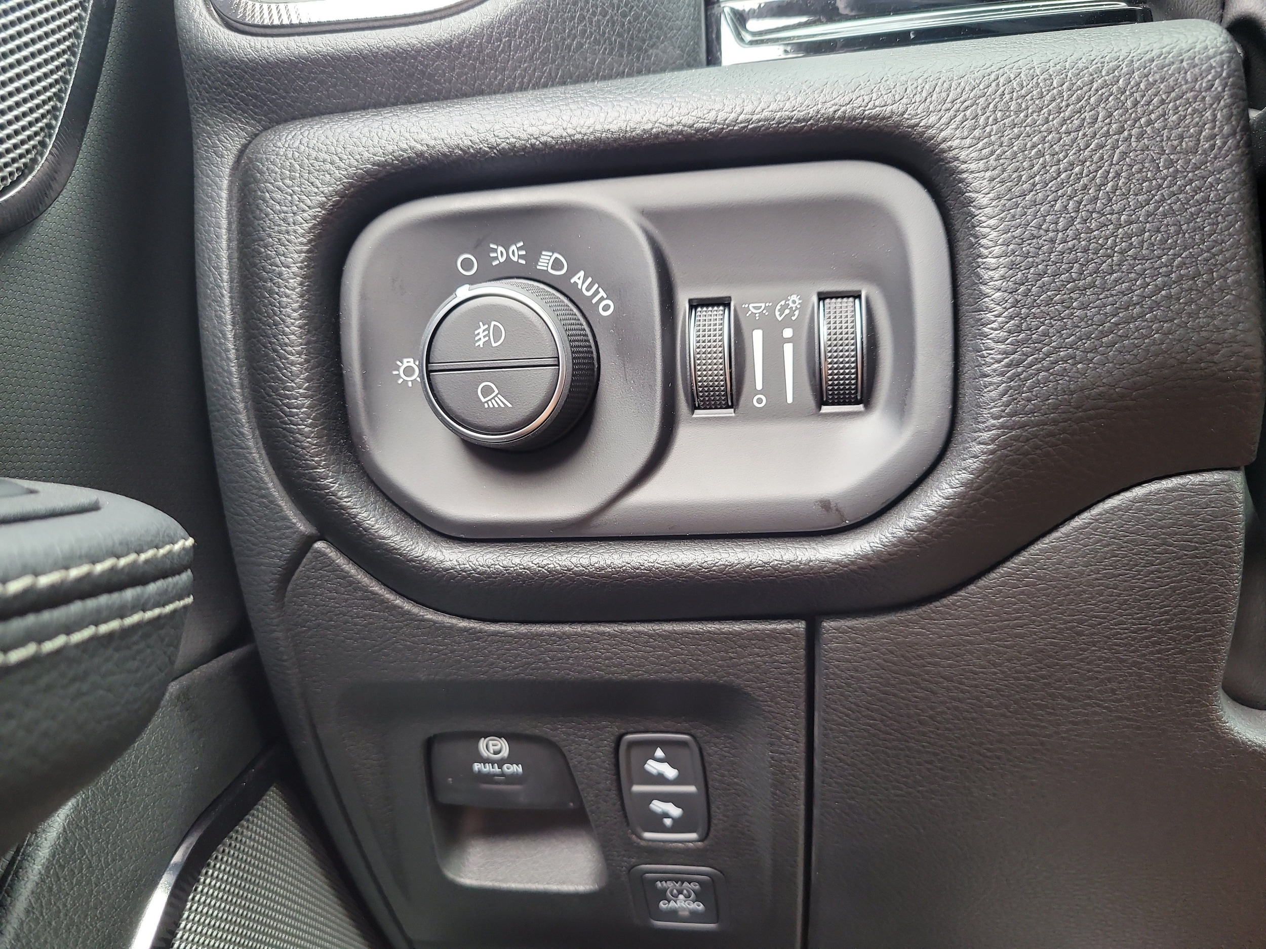 2026 RAM 1500 Rebel - Photo 21