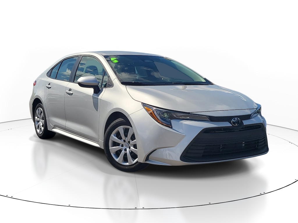 Used 2025 Toyota Corolla LE Sedan