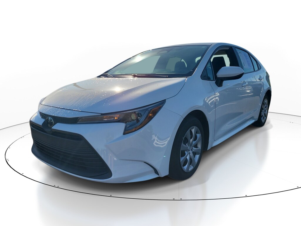 Used 2025 Toyota Corolla LE Sedan