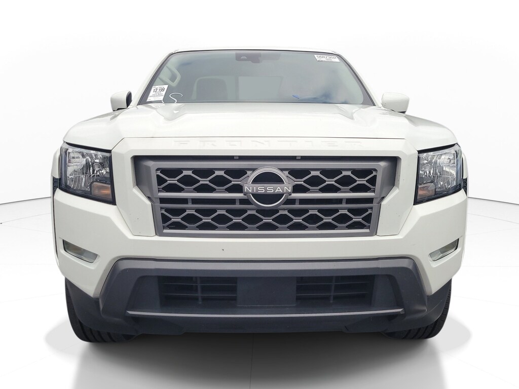 Used 2024 Nissan Frontier SV Truck Crew Cab
