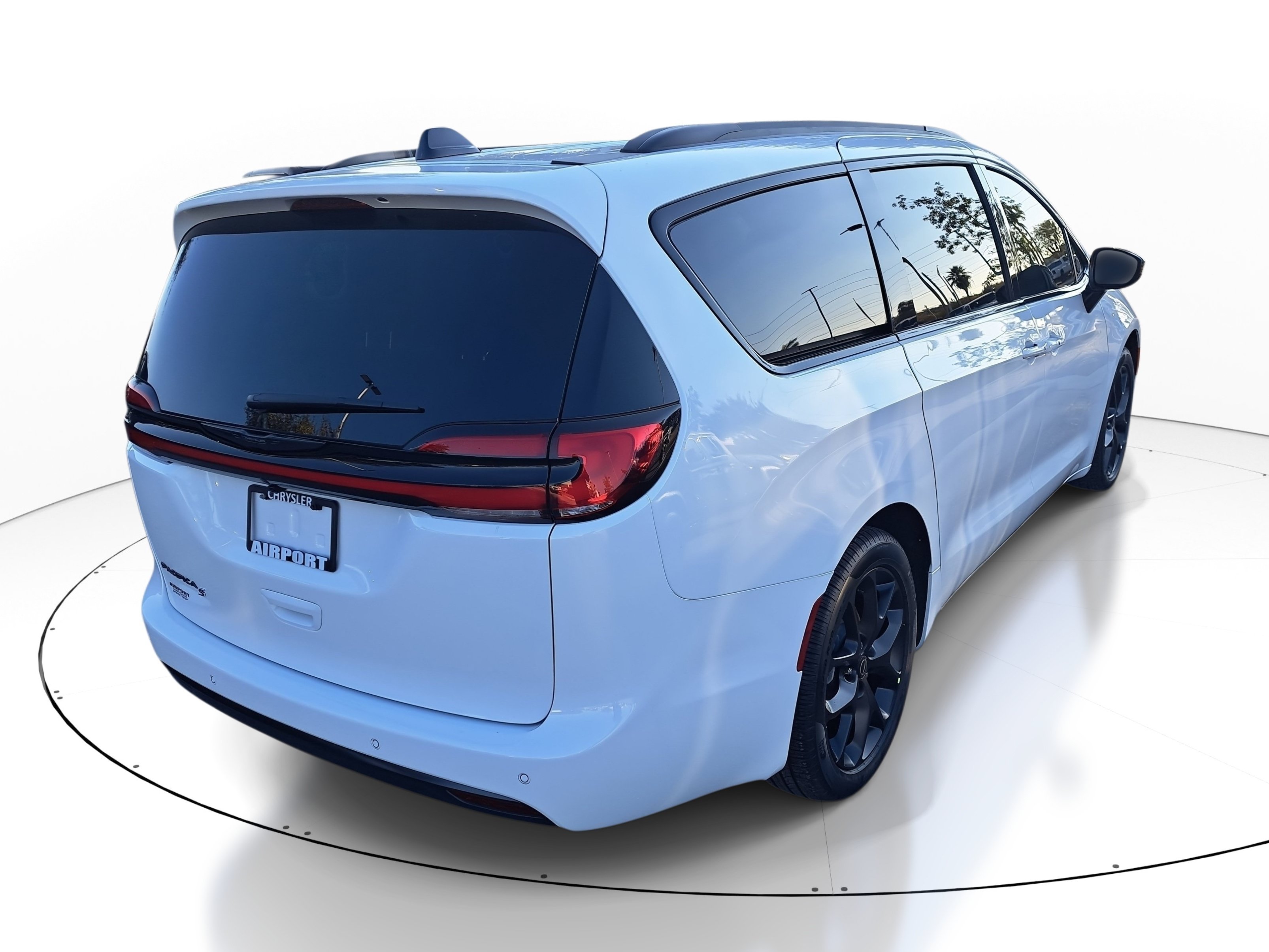 New 2026 Chrysler Pacifica SELECT Passenger Van