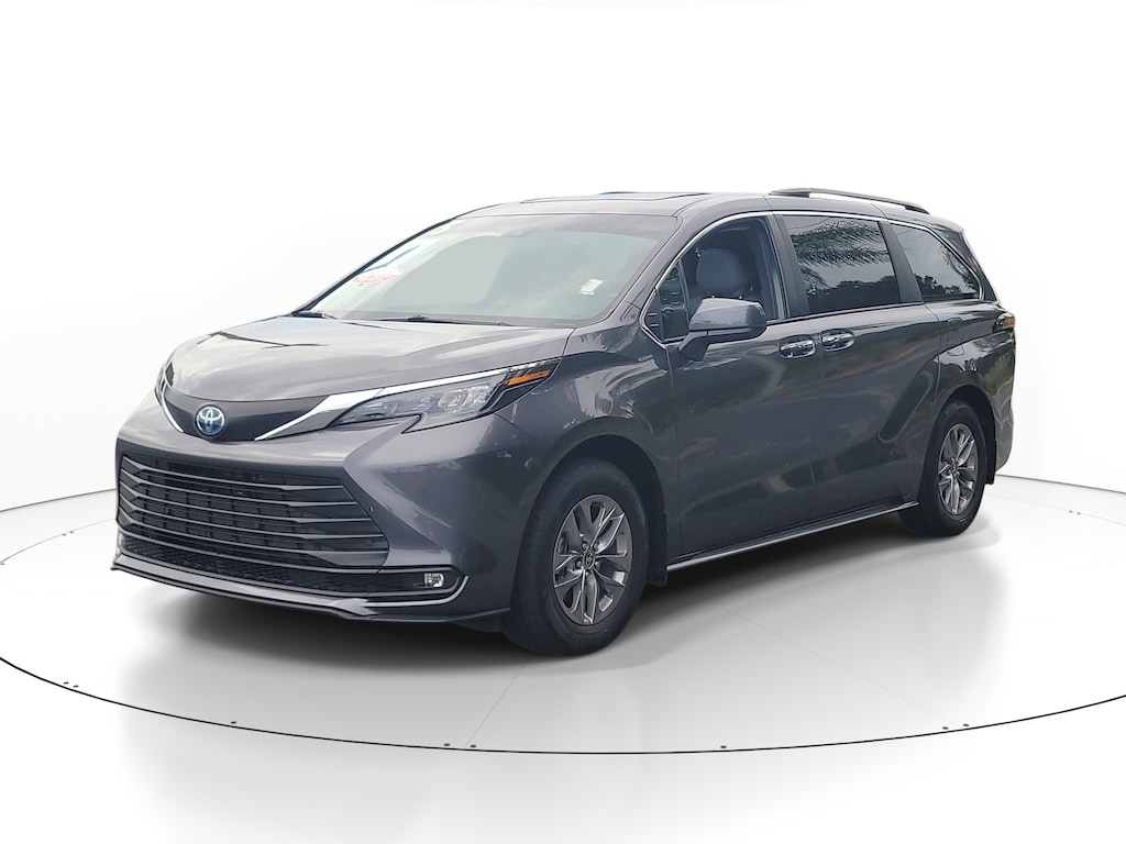 Certified 2025 Toyota Sienna XLE 8 Passenger Van Passenger Van
