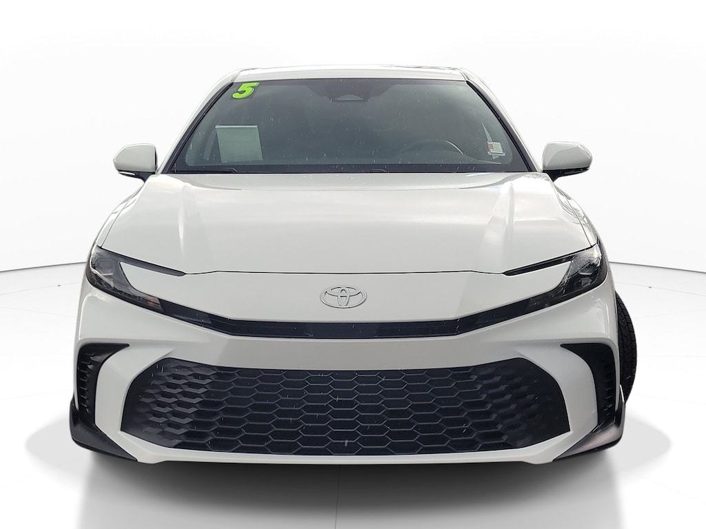 Used 2025 Toyota Camry SE Sedan