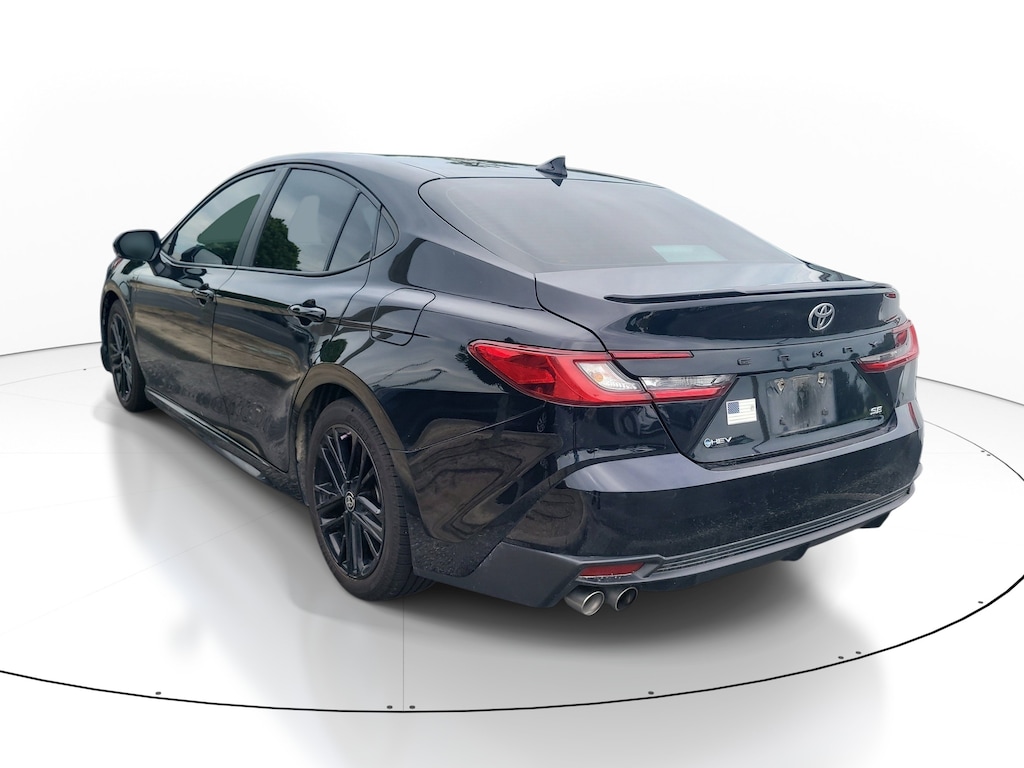 Used 2025 Toyota Camry SE Sedan
