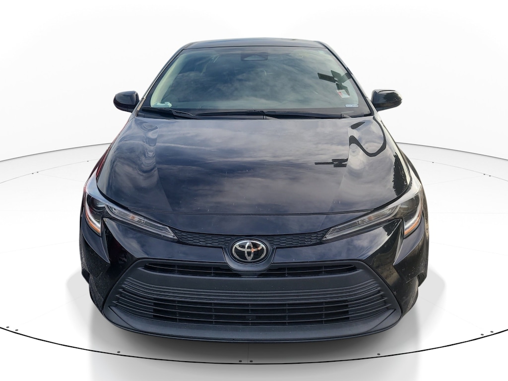 Used 2025 Toyota Corolla LE Sedan