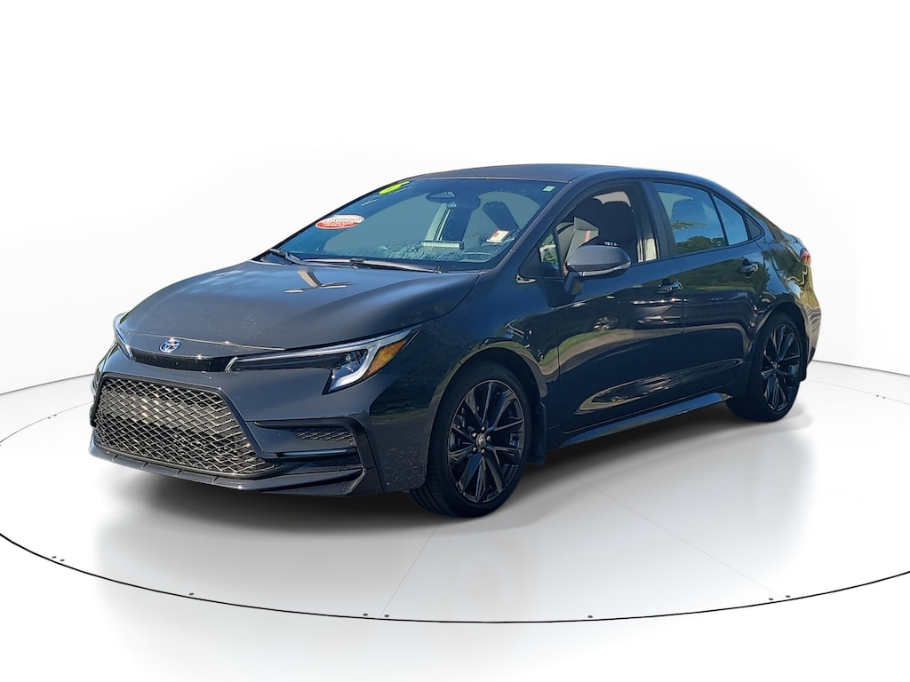 Used 2026 Toyota Corolla SE Sedan