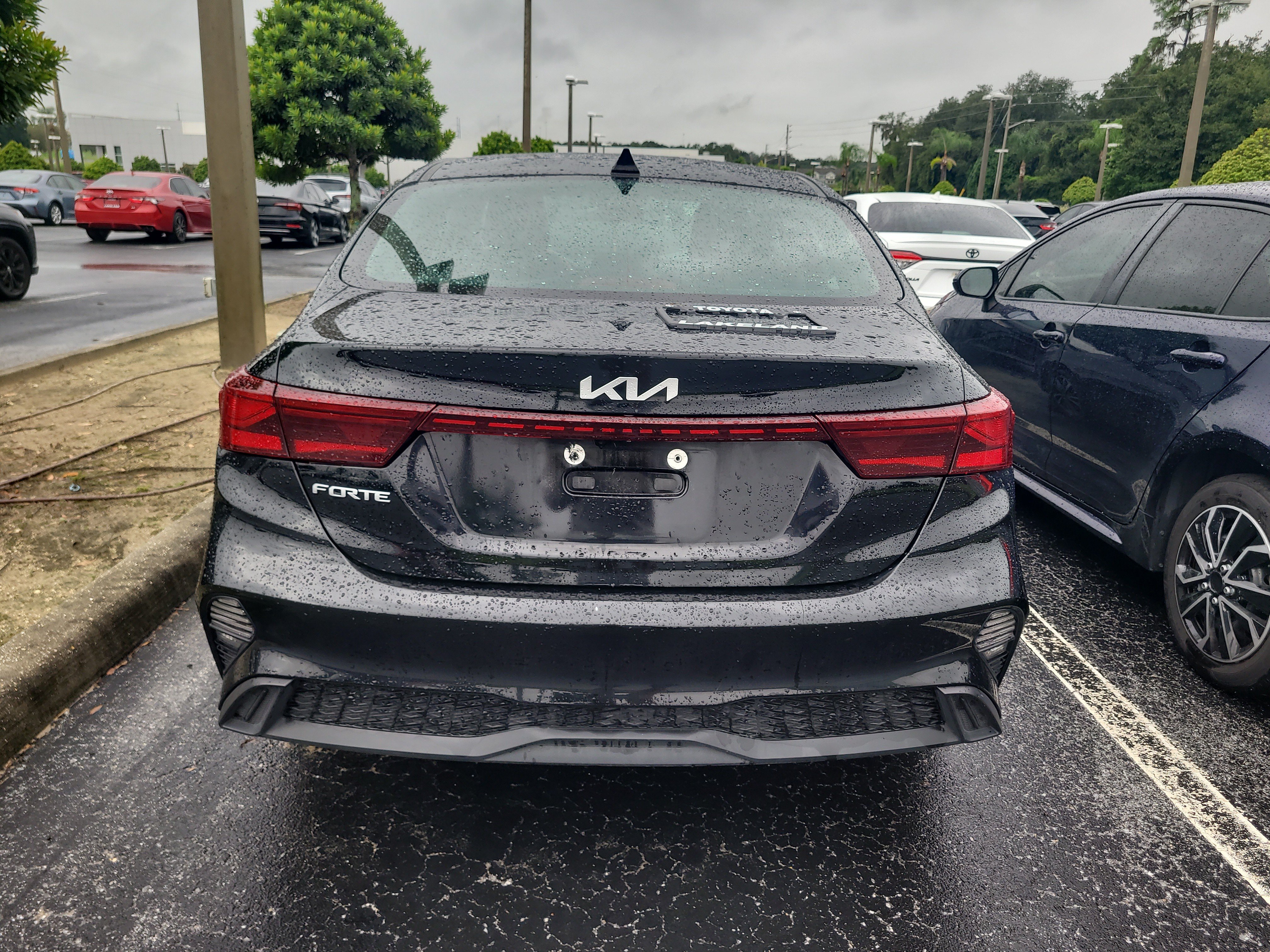 Used 2024 Kia Forte LXS Sedan