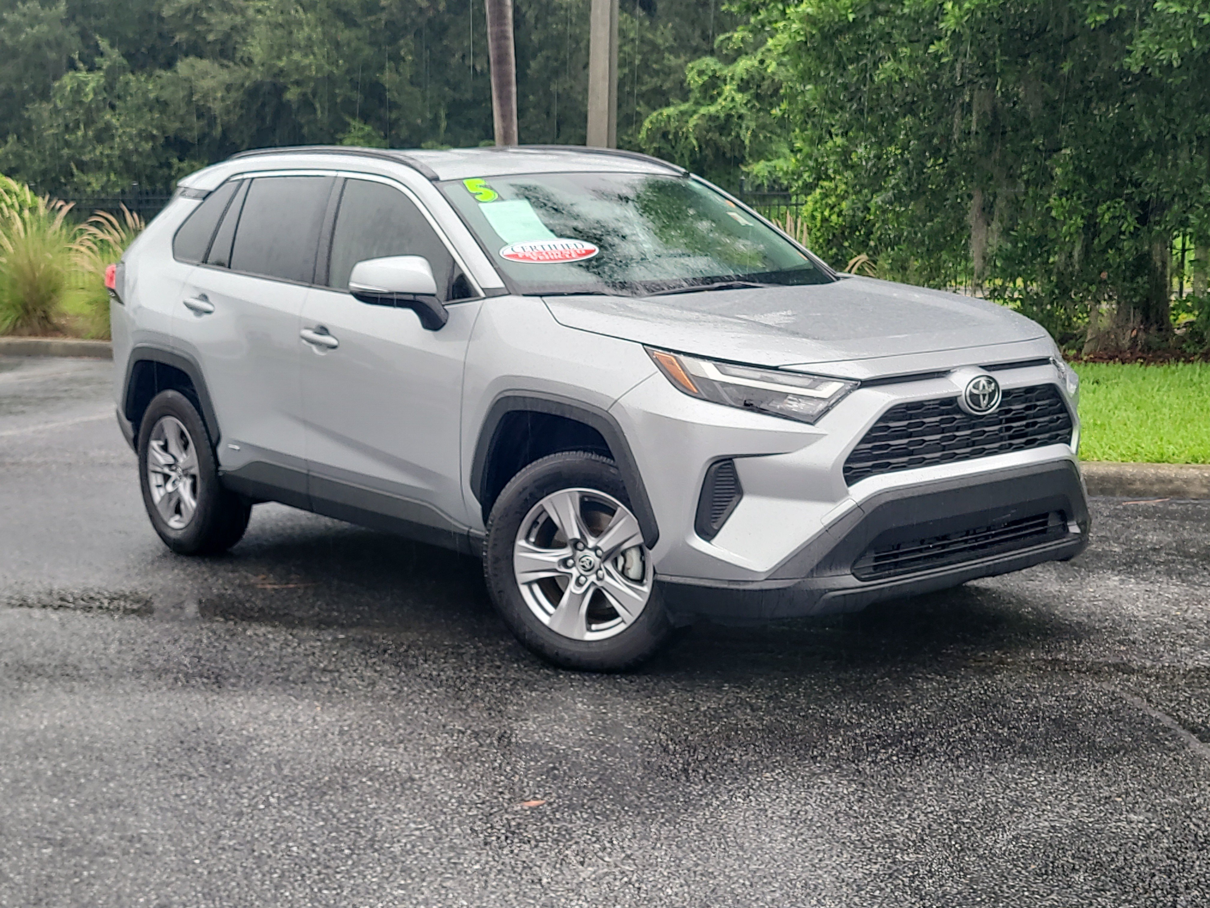  Toyota RAV4 Hybrid