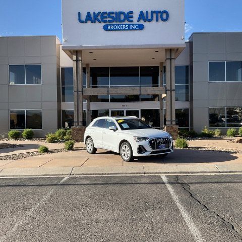 2023 Audi Q3