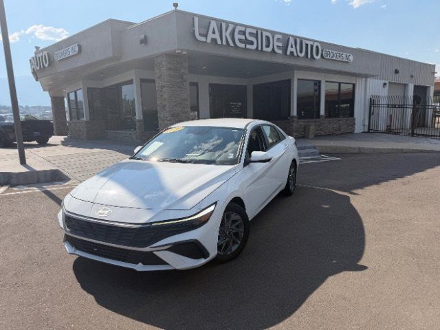 2024 Hyundai Elantra