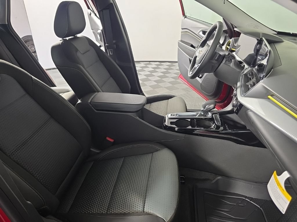 2026 Chevrolet Trax LT - Photo 34