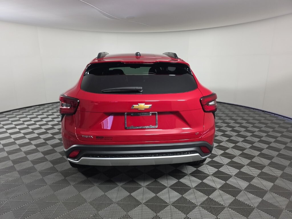 New 2026 Chevrolet Trax LT SUV
