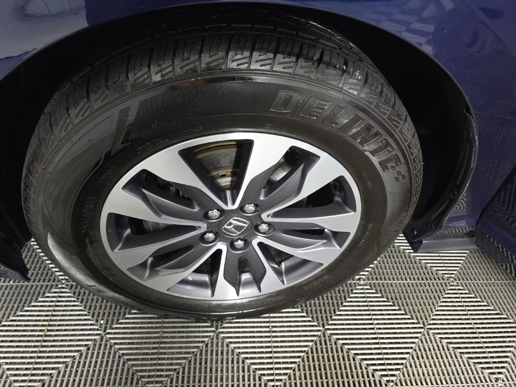 2023 Honda Odyssey EX-L - Photo 10