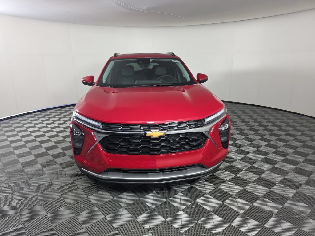 2026 Chevrolet Trax LT - Photo 8