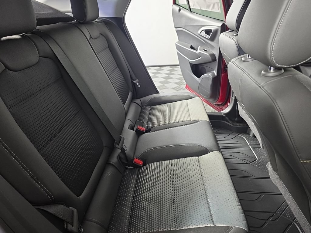 2026 Chevrolet Trax LT - Photo 31